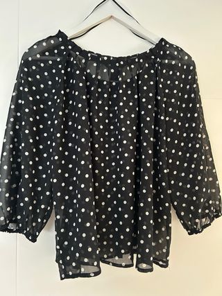 Blusa lunares blanco-negro