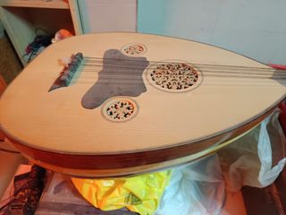 Mandolina turca - Oud