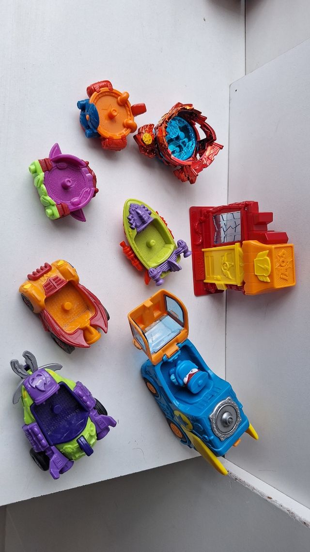 Lote SuperZings - 8 figuras