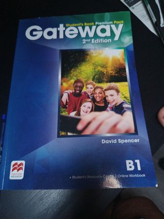 Gateway B1+ Student's Book Premium Pack