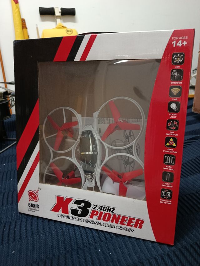 Dron  X3   Pioneer  2.4GHz - Rojo y Blanco