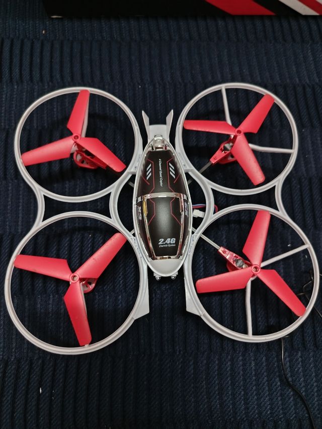 Dron  X3   Pioneer  2.4GHz - Rojo y Blanco