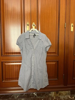 Vestido camisero corto azul y blanco