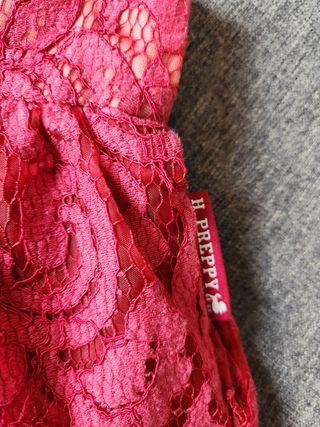 Falda roja encaje talla M nueva