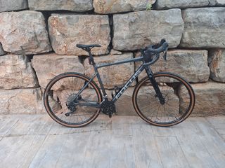 Bicicleta Gravel Focus