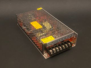 Fuente alimentación 24V 6A Master Power.