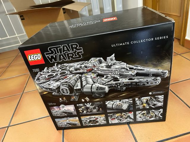 LEGO Star Wars Halcón Milenario Ultimate Collector