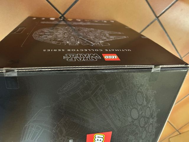 LEGO Star Wars Halcón Milenario Ultimate Collector