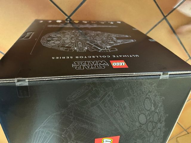 LEGO Star Wars Halcón Milenario Ultimate Collector