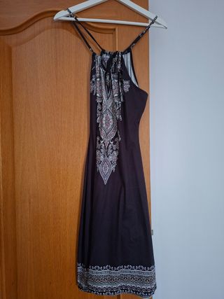 Vestido largo negro estampado