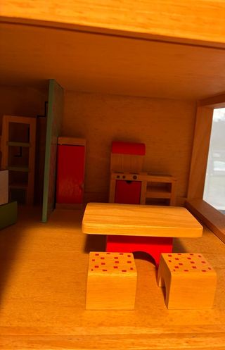 Casa de Muñecas de Madera + Muebles