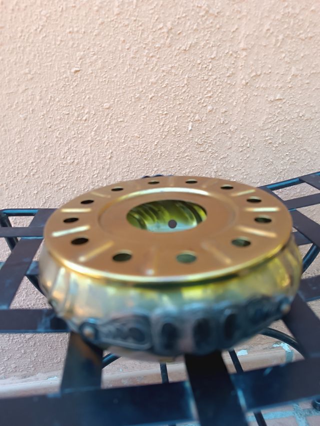 Calentador de té antiguo