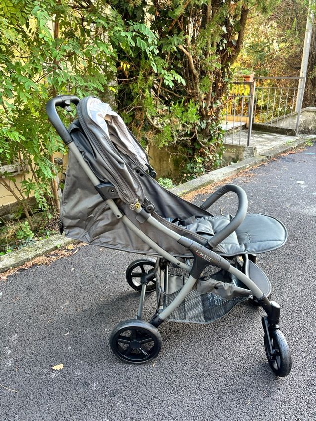 Passeggino leggero Mast M2x - volcanic Ash