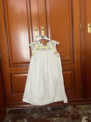 Vestido niña algodón bordado