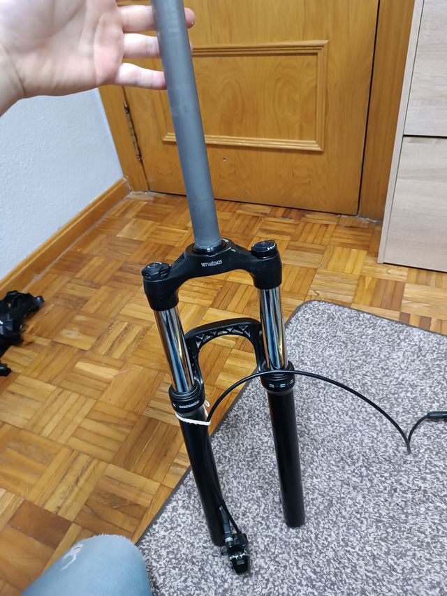 Horquilla RockShox 120mm Aluminio