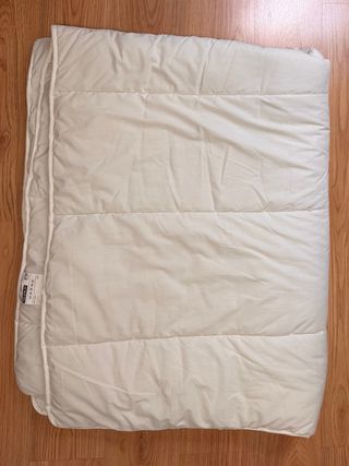Edredòn cálido Småsporre. 150 X 200. Ikea.