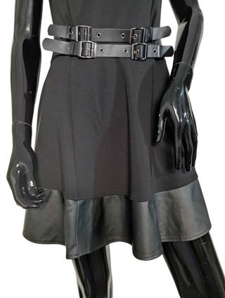 Vestido EMP negro c/hebillas T-S
