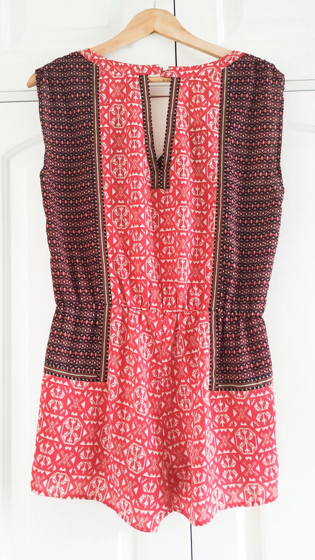 Mono corto Forever 21 rojo-negro