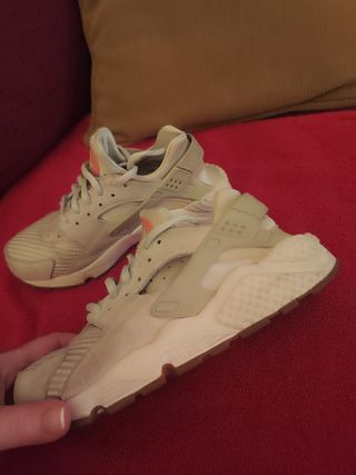Nike Huarache - Beige/Rosa
