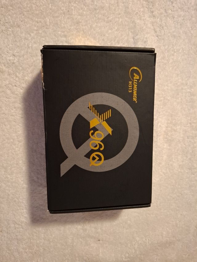 ALLWINNER H313 TV Box