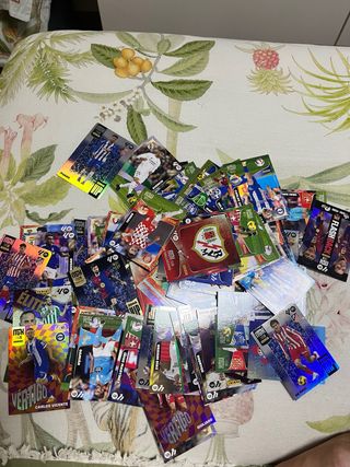 Cromos de fútbol MGH
cambio o vendo 20 cromos 2€