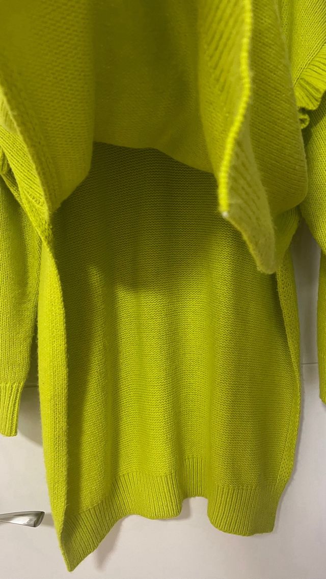 Suéter verde Zara - Talla M-L nuevo