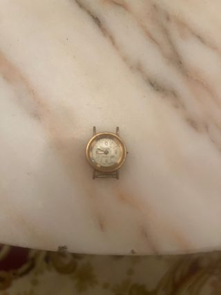 Reloj dorado mujer vintage