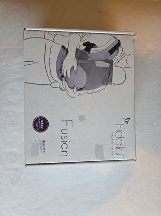 Fidella Fusion portabebés, casi nuevo. Con 2 usos.