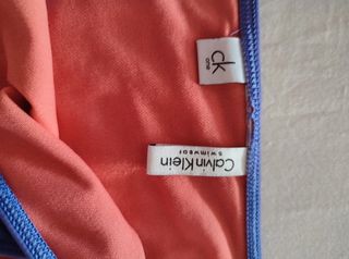 Bikini Calvin Klein morado