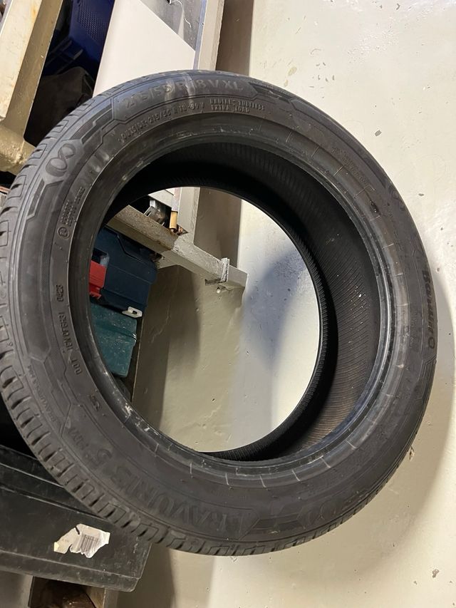 Neumático 215/55/R18 Bravuris