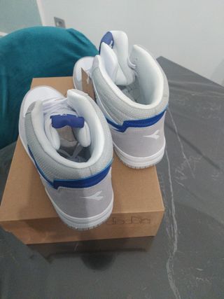 Diadora - Scarpe alte grigio-bianche