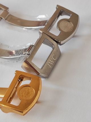Fibbie deployant IWC: oro, acciaio