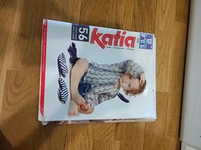 Revistas de punto, ganchillo y punto de cruz