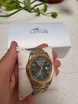 Lotus Day Date 19004/1 Verde oliva 