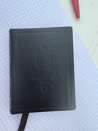 Somos cuentos de cuentos contando cuentos, nada