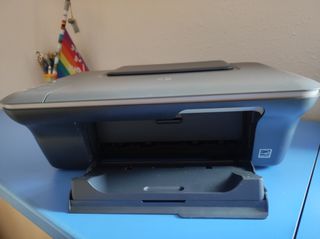 Impresora HP DeskJet 1000 Gris