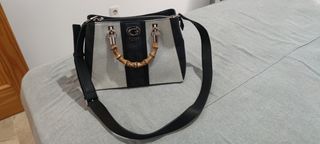 Bolso Guess beige-negro