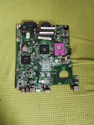 Placa base portátil - 10€