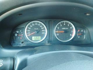 Nissan Almera 2006