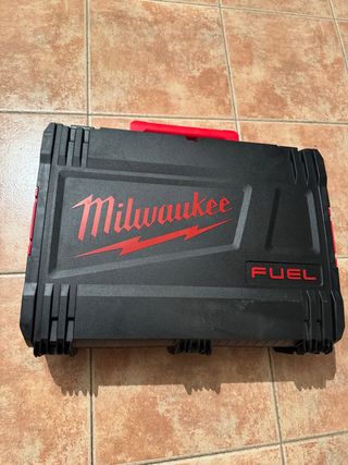 Caja Milwaukee FUEL