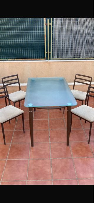Mesa metalica de comedor con 4 sillas - Marron