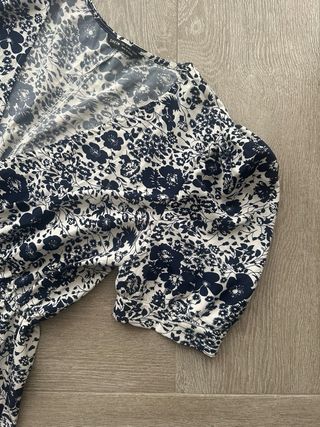 Vestido Shein estampado flores - Talla L