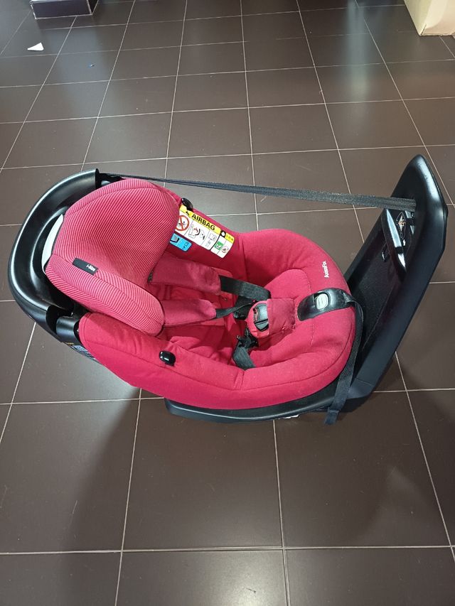 Silla coche AxissFix roja