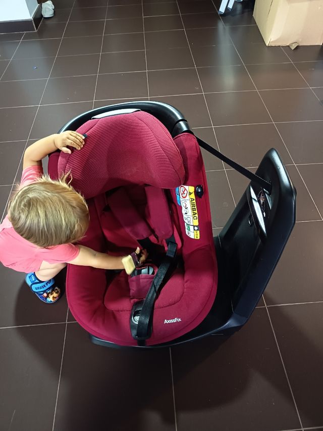 Silla coche AxissFix roja