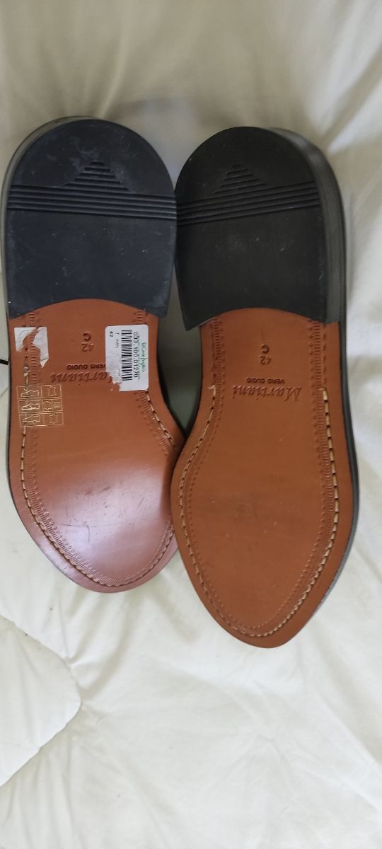 Zapatos Mariani granate vino burdeos