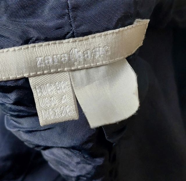 Blazer Zara azul marino talla S