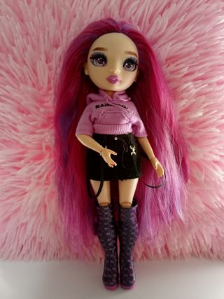 Muñeca Rainbow High