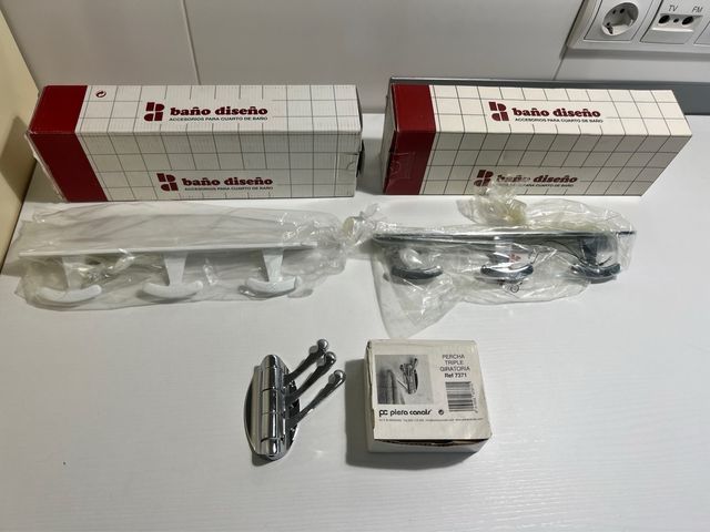 Perchas baño (3) - metal