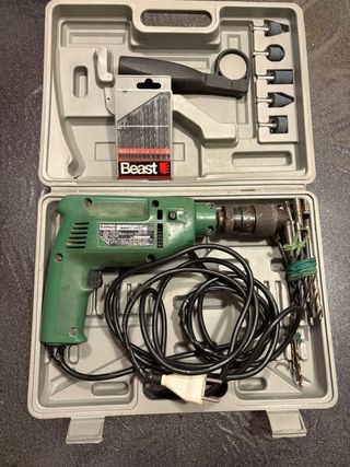 Trapano Hitachi + accessori