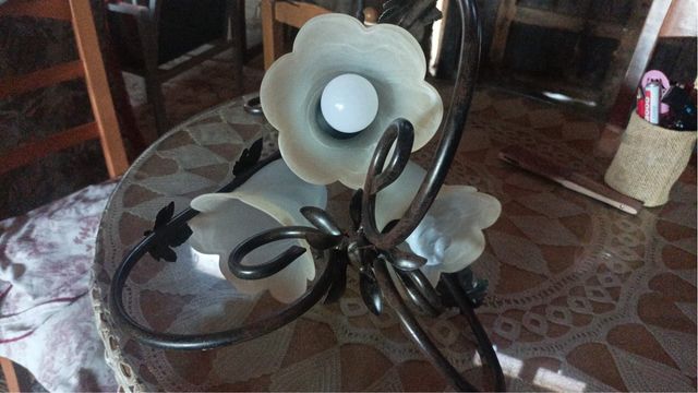 Lámpara de metal y cristal - 3 tulipas 